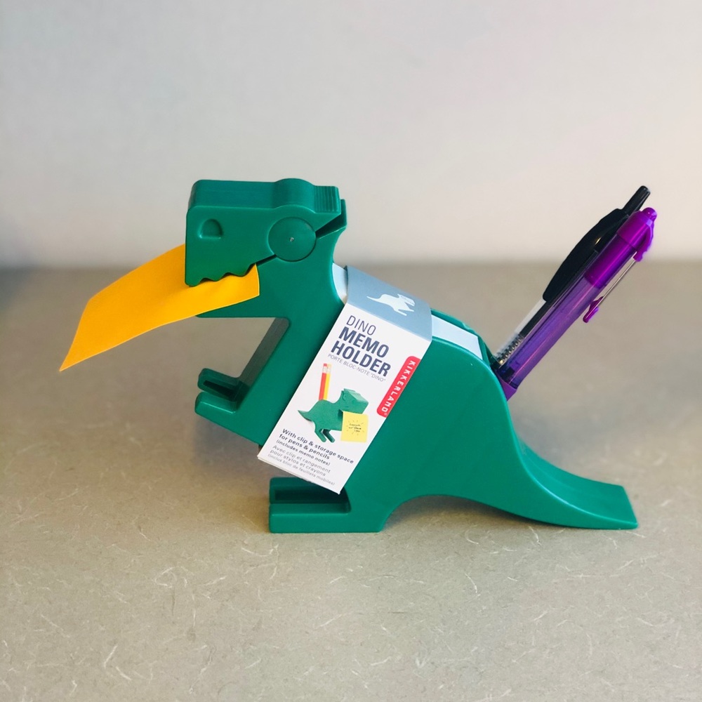 DINO MEMO HOLDER